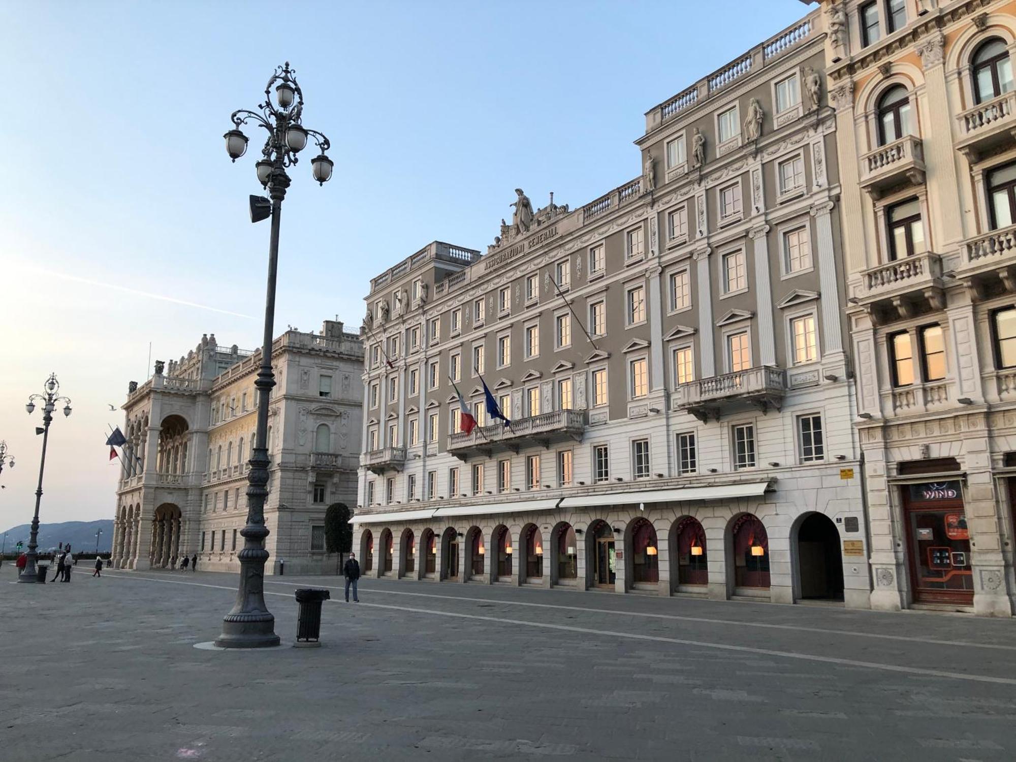 Le Vie Del Vento - Garibaldi Lägenhet Trieste Exteriör bild